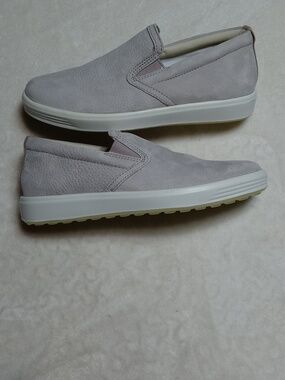 ECCO Womens Soft 7 Slip-on Sneakers Size 35